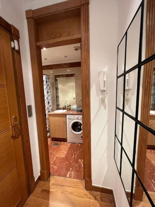 Central Suites Poli Sanz Віго Екстер'єр фото